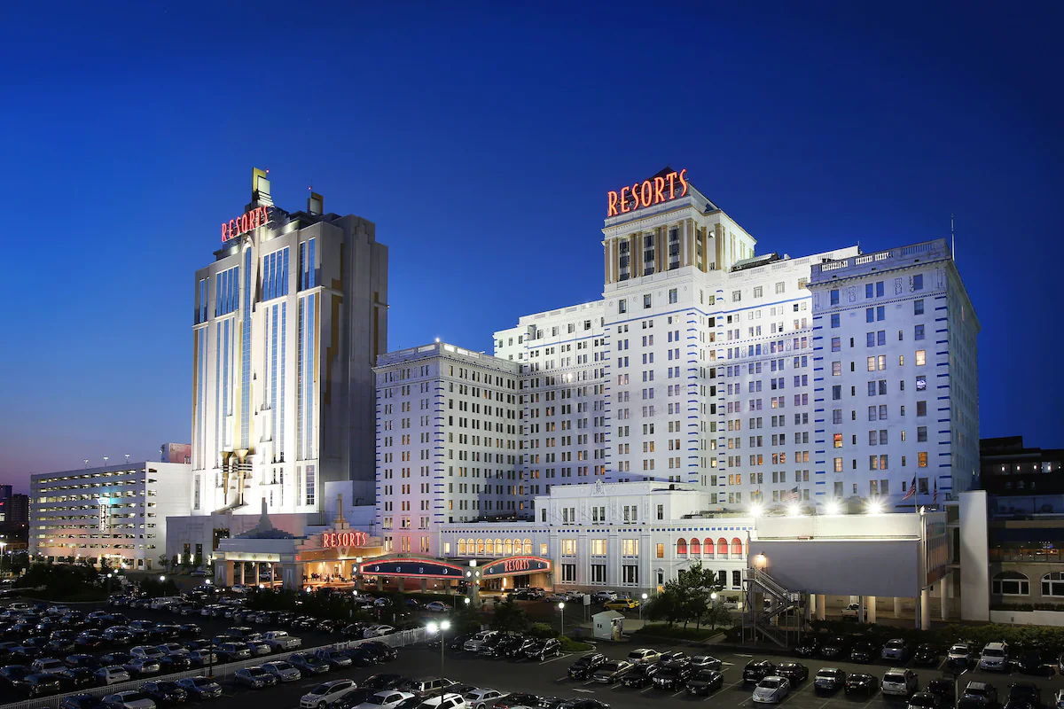 Harrahs Resort Atlantic City: Luxury and Comfort